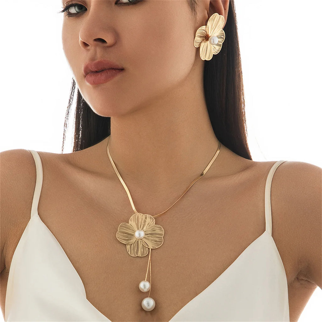 Romantic Pearl Flower Jewellery Set