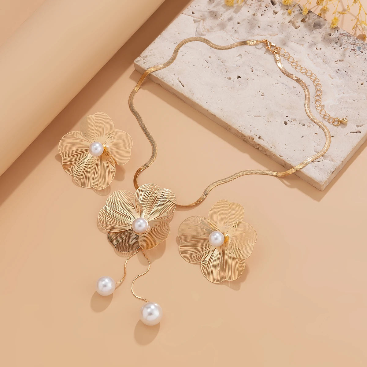 Romantic Pearl Flower Jewellery Set